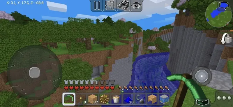 MultiCraft ― Build and Mine! 1.15.11 screenshot 1