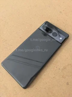 Дизайн ще не оголошеного Pixel 7 Pro, показаний на фотографії 