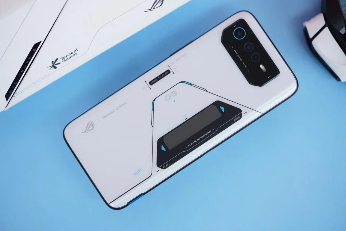 Основні технічні характеристики та ціна геймера Asus Rog Phone 7 стали відомими