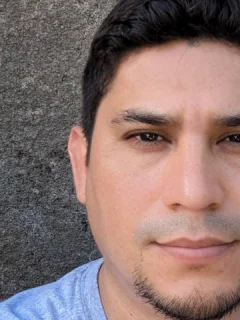 Samsung Galaxy S23 Ultra vs Google Pixel 7 Pro: Хто має кращу камеру?